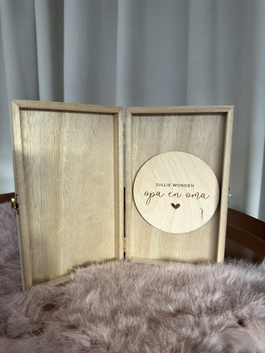 opa en oma - houten kistje met houten cirkel 