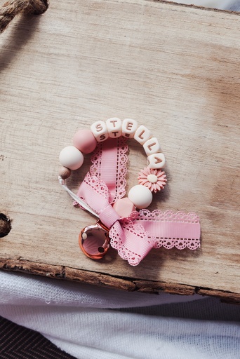 Speenkoord strik kant roze - Model Stella